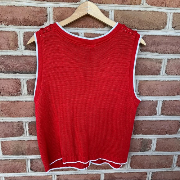 Red Knit Button-Up sweater Vest - Picture 5 of 7